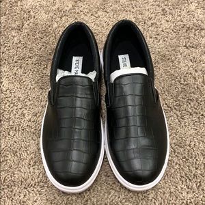 Steve Madden Slip-On Sneakers